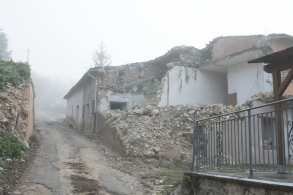 Tana dei lupi home destroyed by earthquake